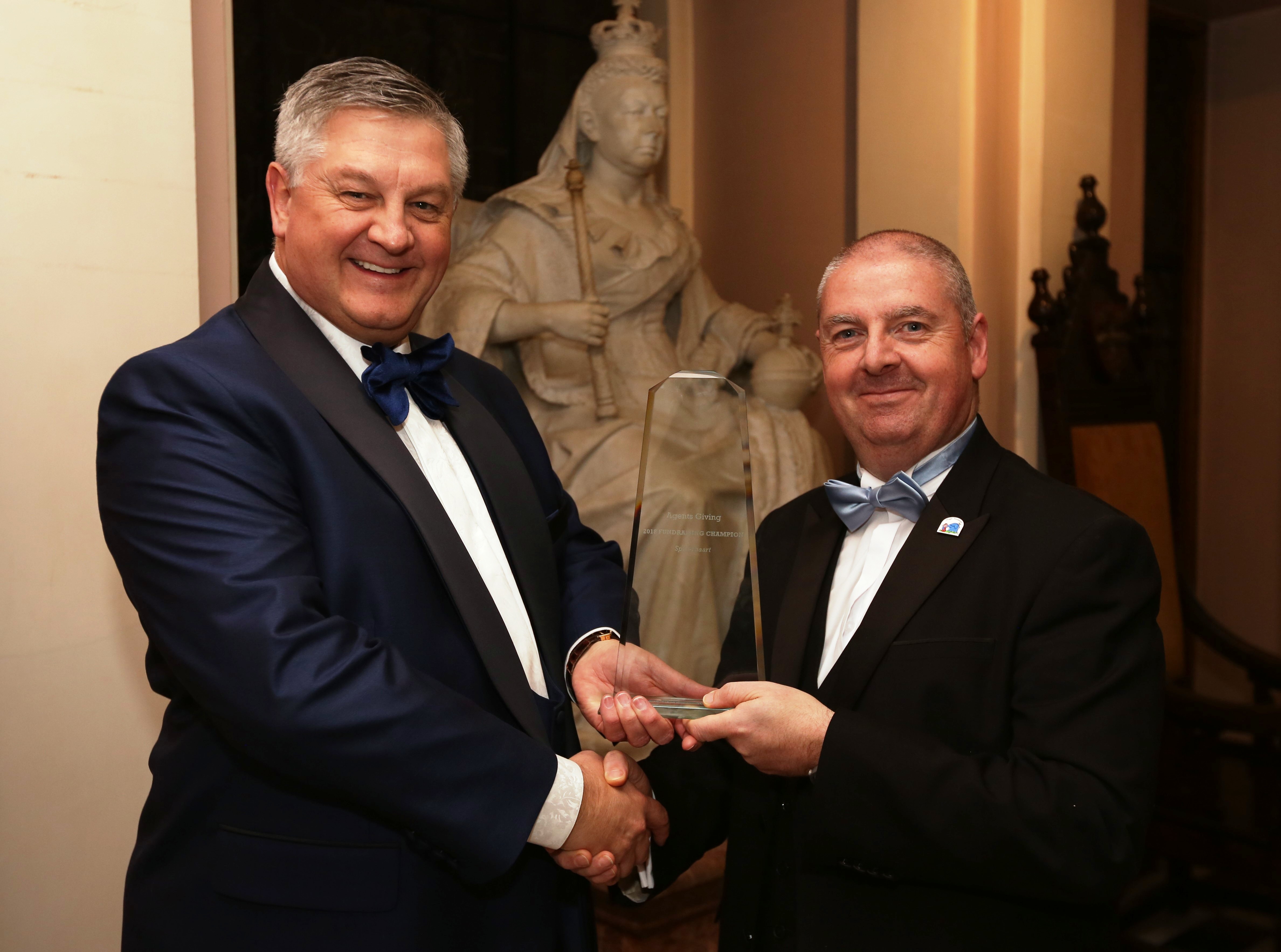 PaulSmith-JonathanMartin-Award2018.jpg